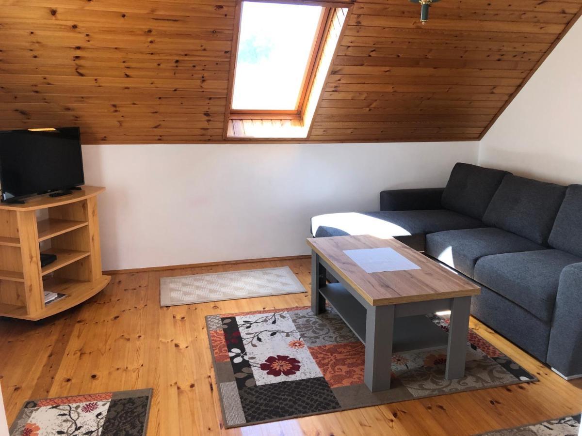 Pacsirta Apartman Lenti Bagian luar foto
