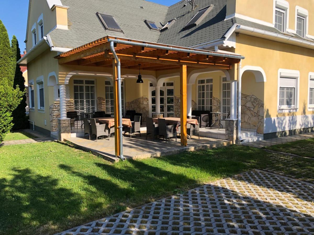 Pacsirta Apartman Lenti Bagian luar foto