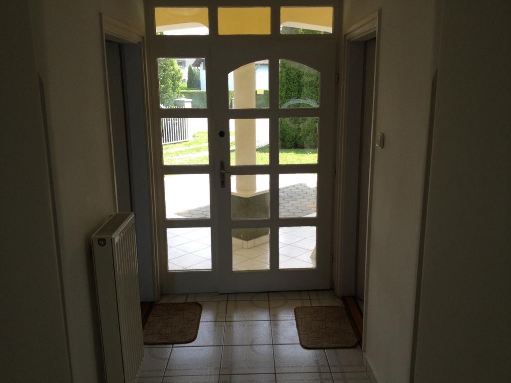 Pacsirta Apartman Lenti Bagian luar foto