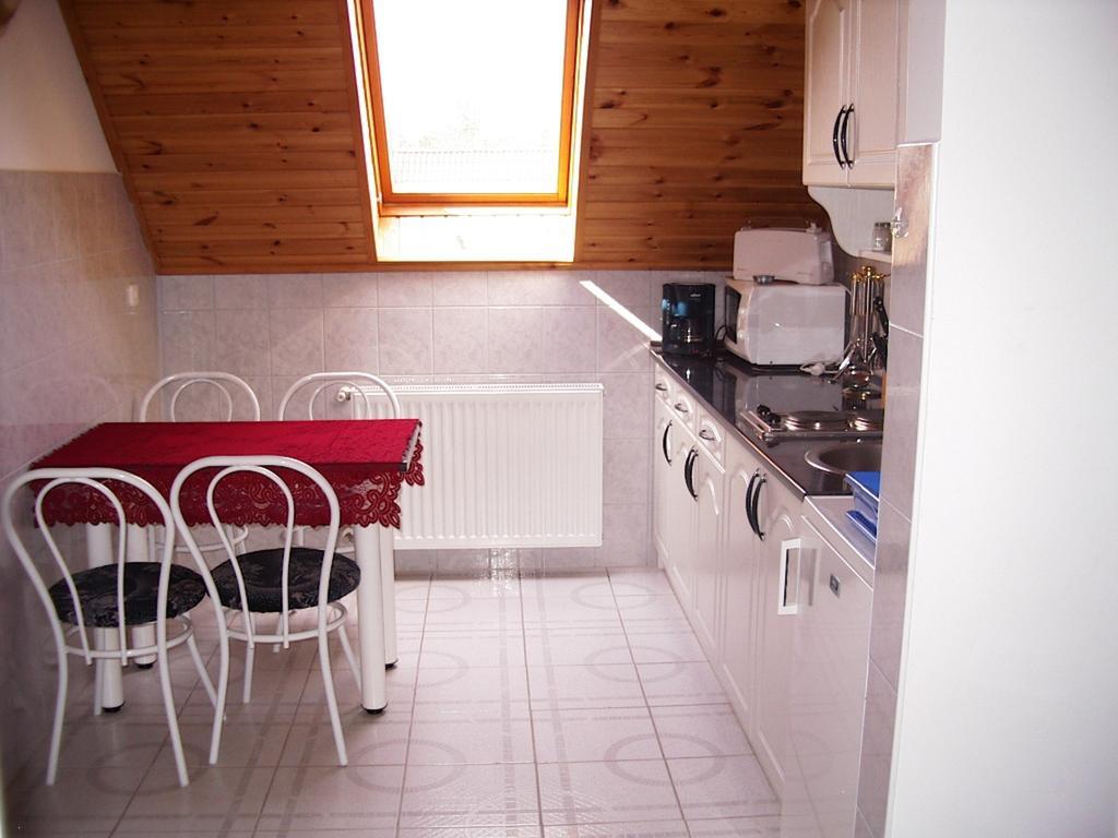 Pacsirta Apartman Lenti Bagian luar foto
