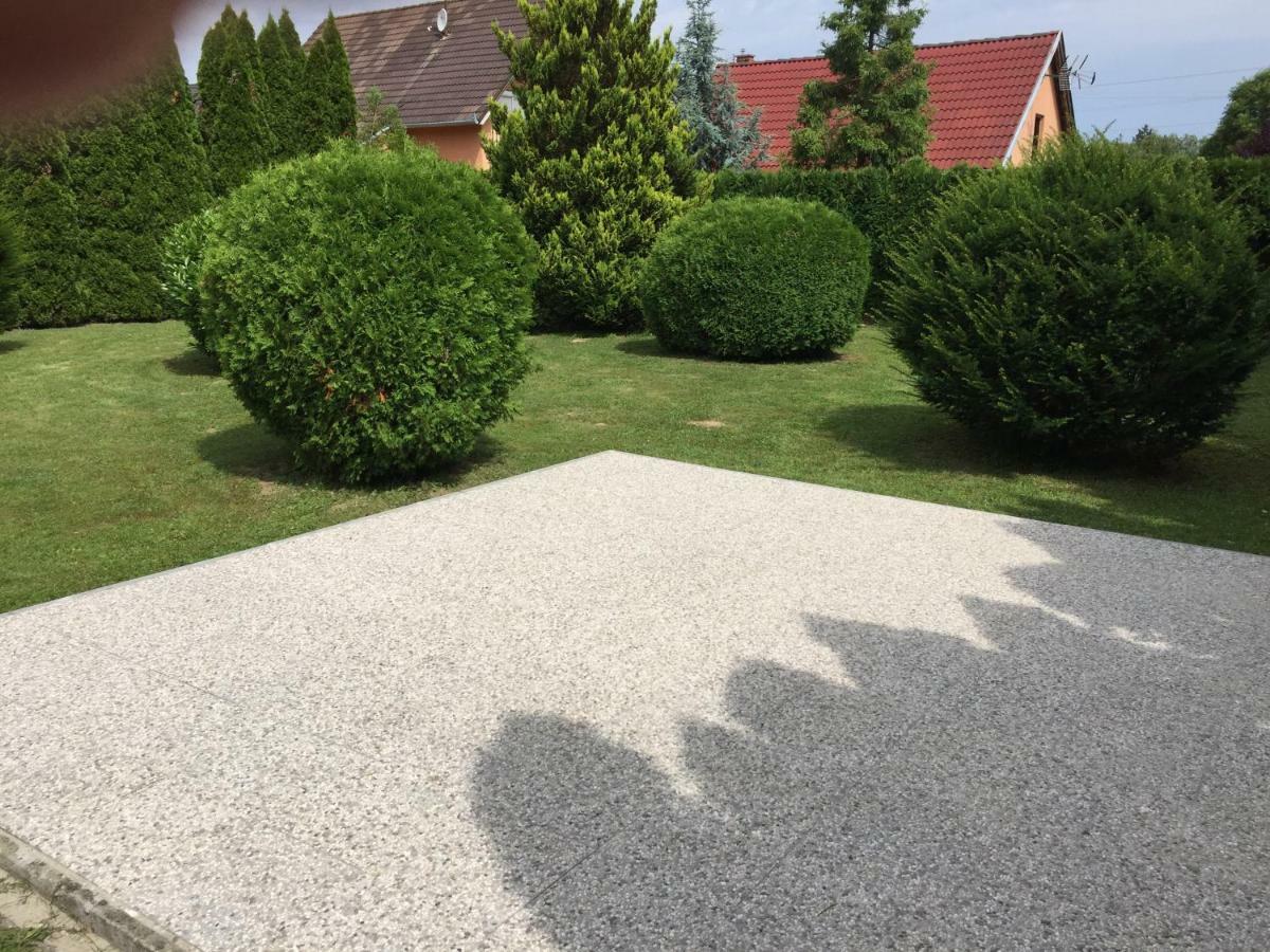 Pacsirta Apartman Lenti Bagian luar foto